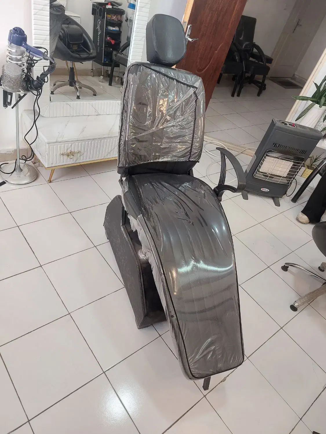 صندلی سالن زیبایی|صندلی و نیمکت|هشتگرد, فاز ۱ مهستان|دیوار