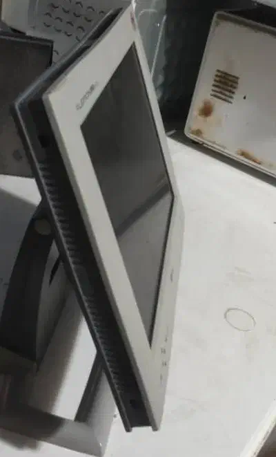 مانیتور ال جی|قطعات و لوازم جانبی رایانه|زابل, |دیوار