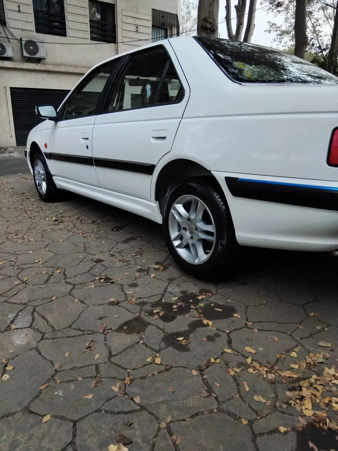 پژو پارس مدل ۱۴۰۰ درحد صفر|خودرو سواری و وانت|رشت, یخسازی|دیوار