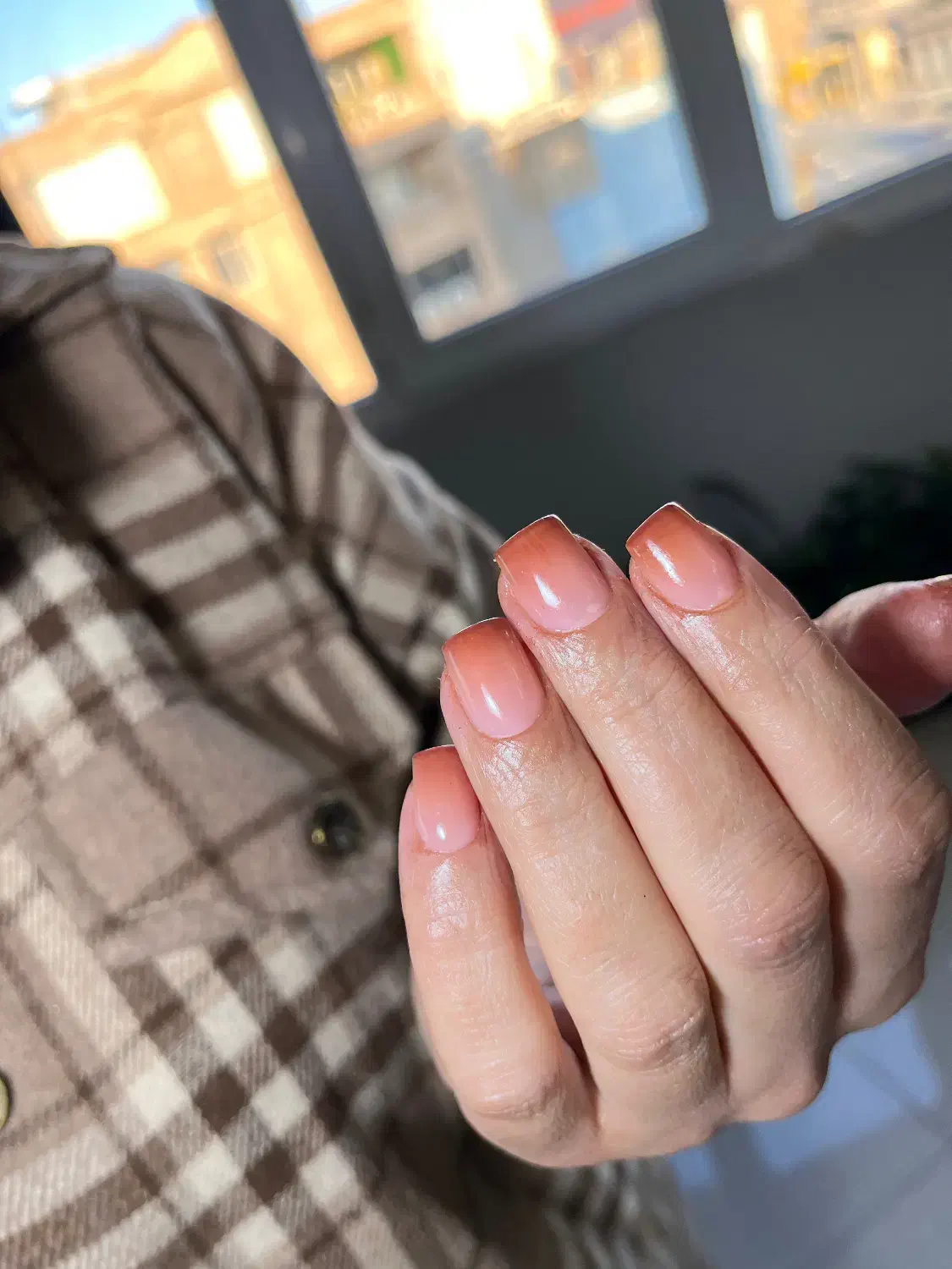 کاشت ناخن کرمانشاه|خدمات آرایشگری و زیبایی|کرمانشاه, |دیوار