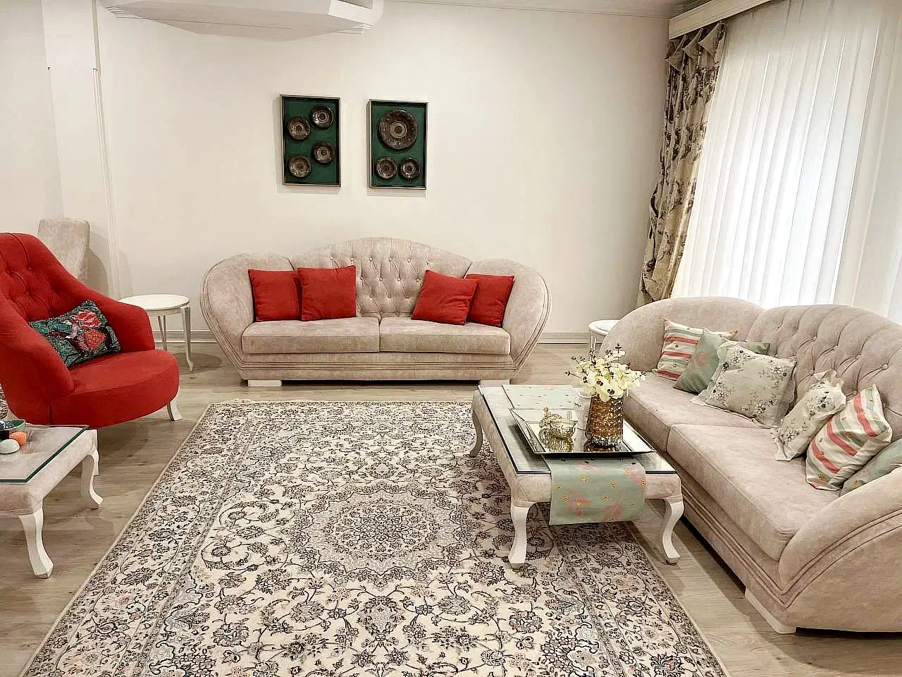 ست مبل ۸ نفره و میز ناهار خوری ۸ نفره و ۱۰ صندلی|مبلمان خانگی و میز عسلی|آمل, |دیوار