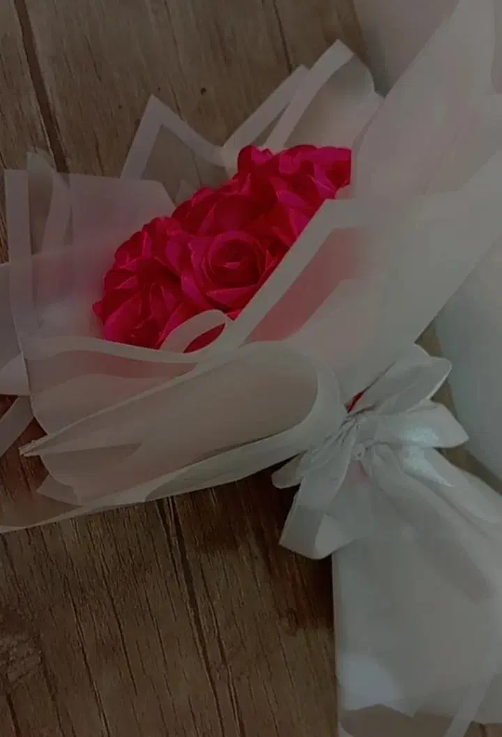 گل روبانی|گل مصنوعی|خوی, |دیوار