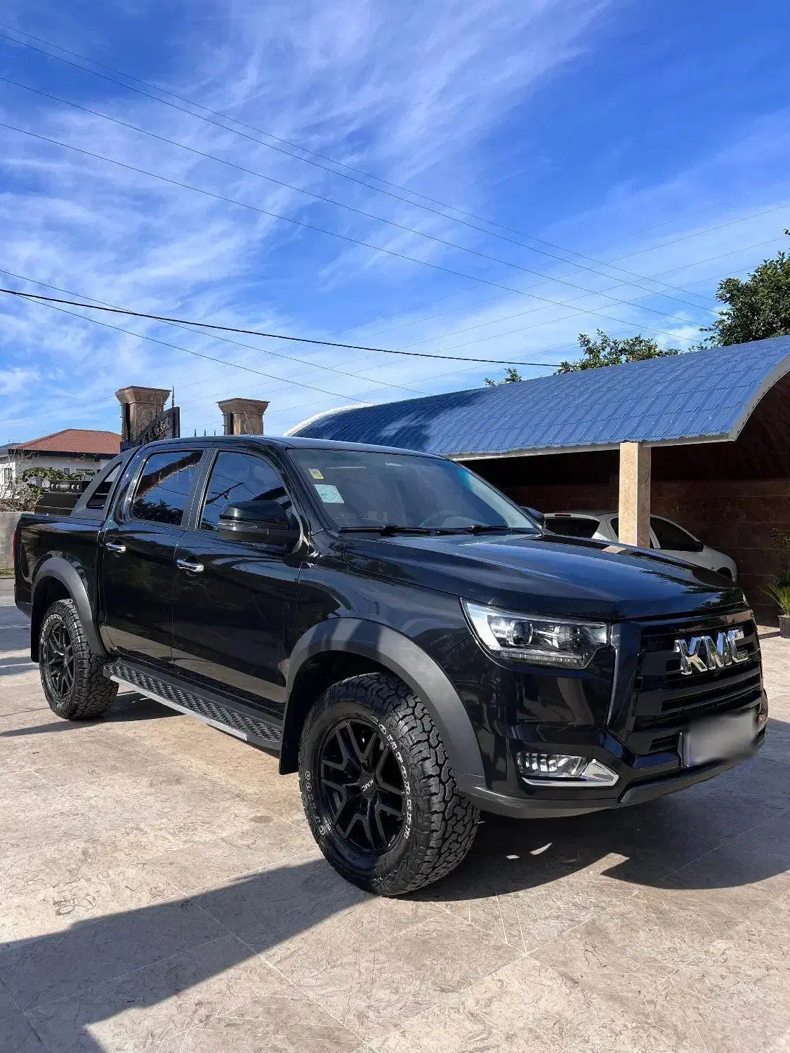 کی ام سی تی ۸ بدون نقطه مدل ۱۴۰۰|خودرو سواری و وانت|سلمان‌شهر, |دیوار