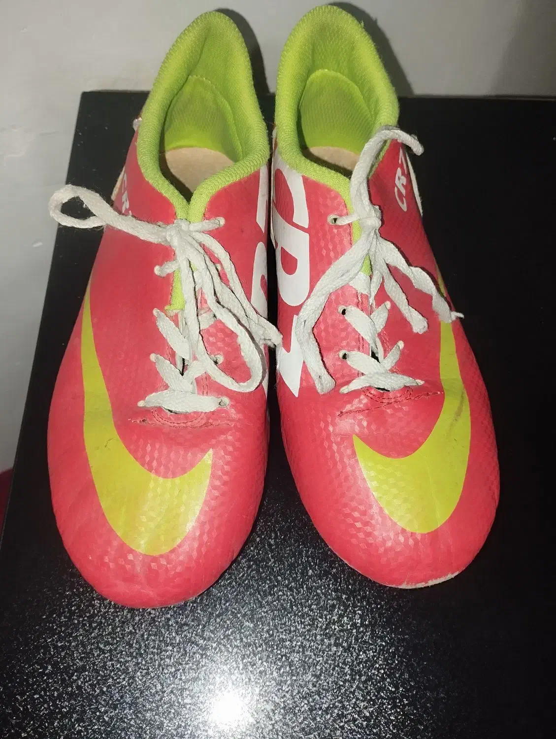 کفش فوتبالی استوک|کیف، کفش، کمربند|کنگاور, |دیوار