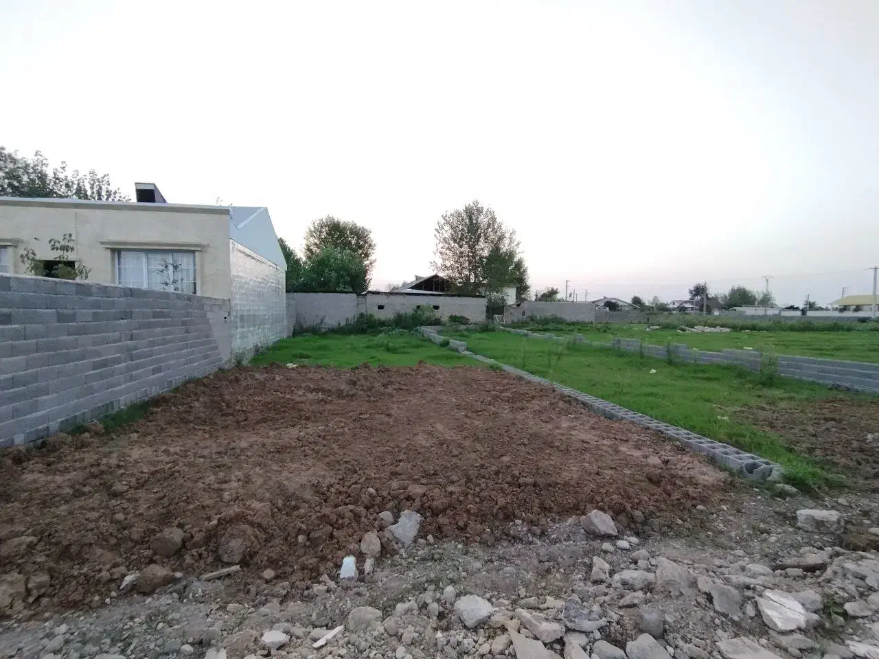 زمین سنددار مسکونی با پروانه ساخت / آماده ویلا|فروش زمین و ملک کلنگی|خشکبیجار, |دیوار