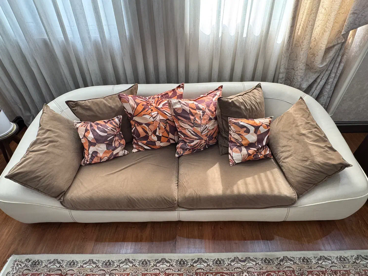 مبل ۸ نفره راحتی چرم طبیعی|مبلمان خانگی و میز عسلی|تهران, آهنگ|دیوار