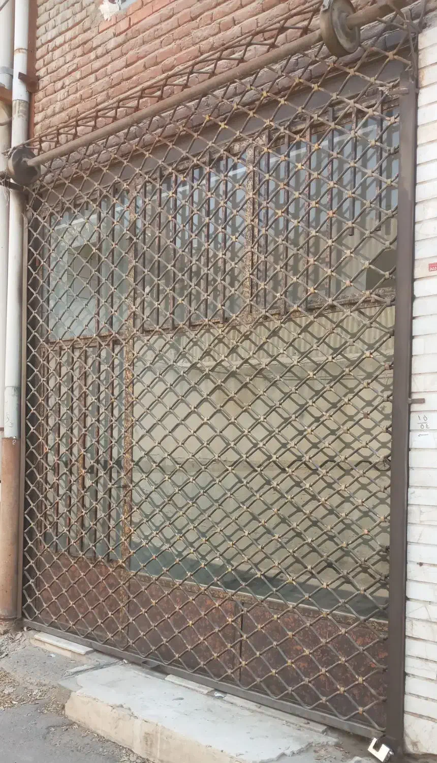 فروش مغازه تجاری۱۳متر|فروش مغازه و غرفه|بناب, |دیوار