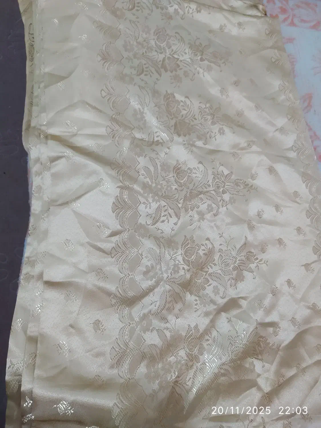 پرده ضخیم شامی رنگ نخودی طلایی|پرده، رانر، رومیزی|مشهد, فاطمیه|دیوار