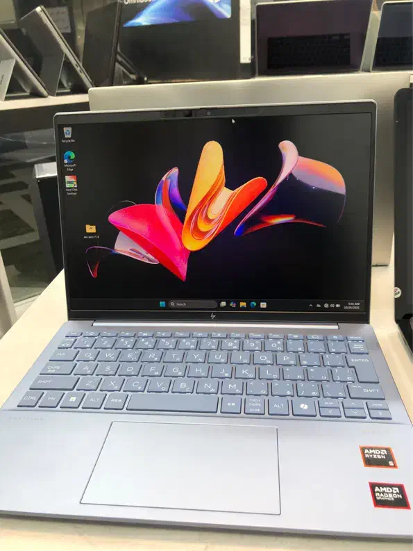 لپ تاپ اچ پی HP Pavilion Aero|رایانه همراه|تهران, فلسطین (میدان انقلاب)|دیوار