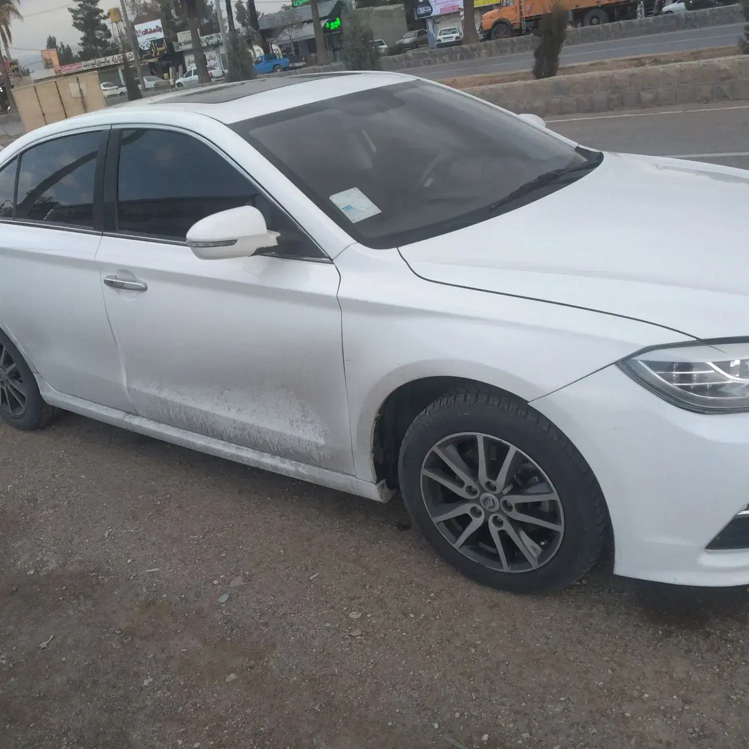 لیفان۸۲۰|خودرو سواری و وانت|کرمان, |دیوار