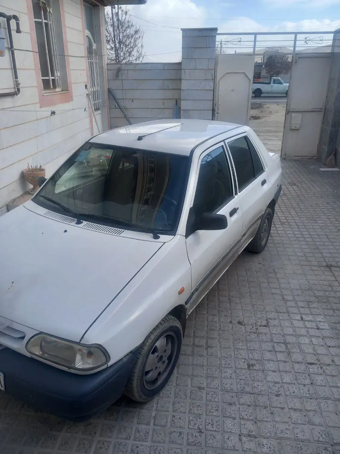 پراید سفید مدل ۹۶|خودرو سواری و وانت|ملایر, |دیوار