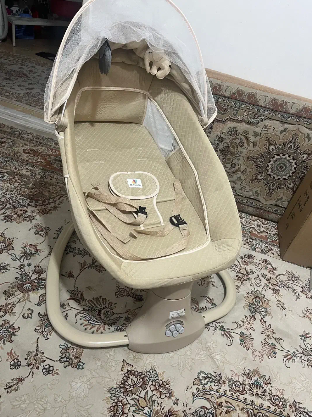 گهواره برقی|اسباب و اثاث بچه|قم, هفت تیر|دیوار