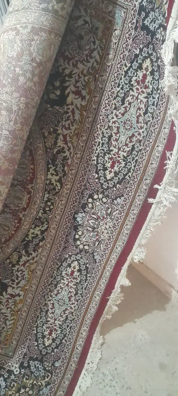 دو عدد فرش ماشینی نه متری. لاکی..|فرش|ملایر, |دیوار