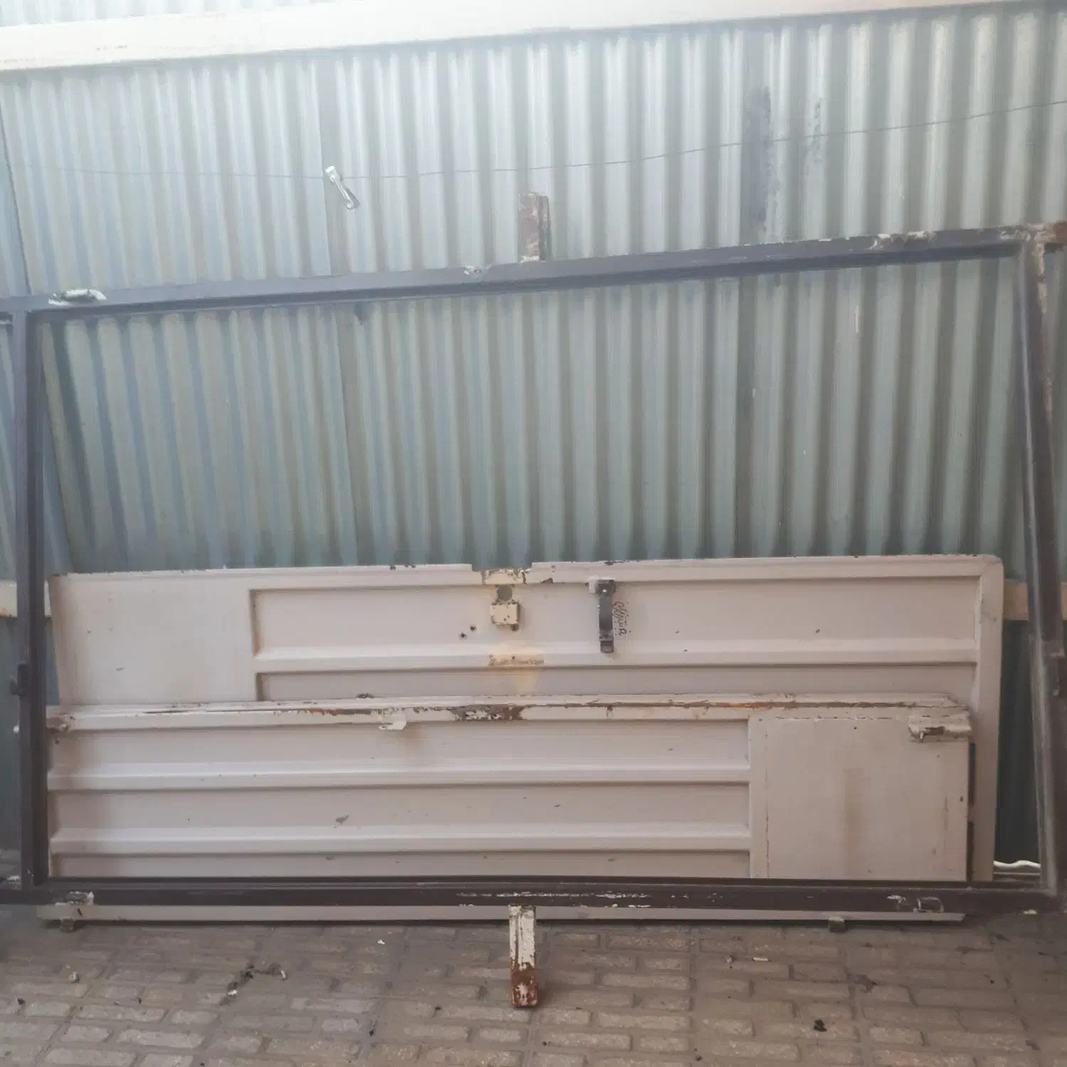 درب آهنی|مصالح و تجهیزات ساختمان|لنجان, |دیوار