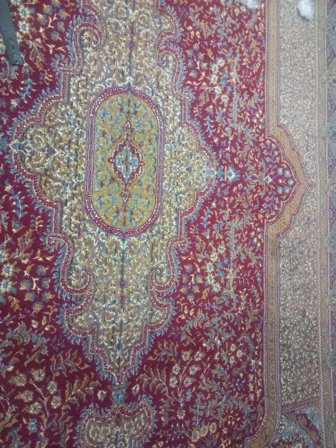 فرش  قالی و مبل دست دوم قیمت توافقی|فرش|سنقر, |دیوار