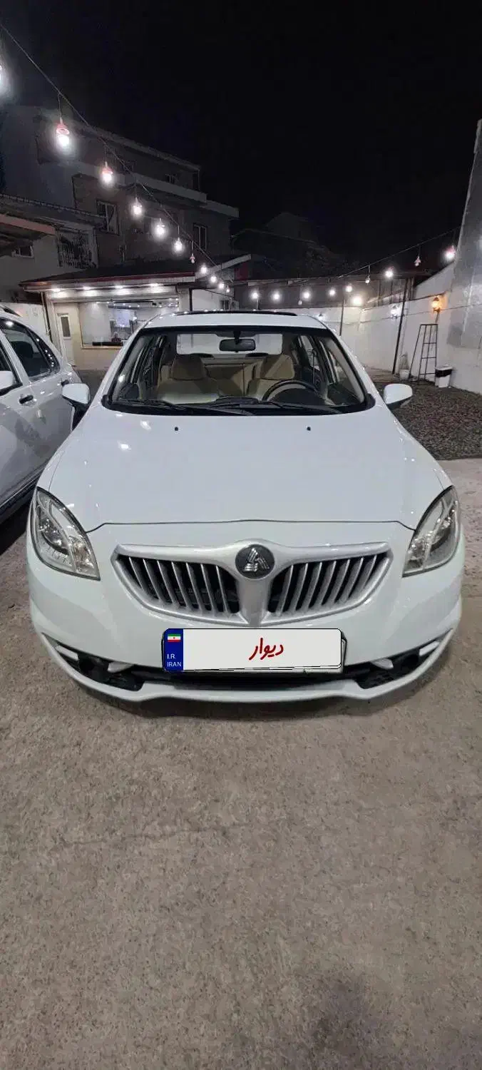 برلیانس اتوماتیک ۳۳۰ تو کرم ۹۶|خودرو سواری و وانت|آستانه اشرفیه, |دیوار