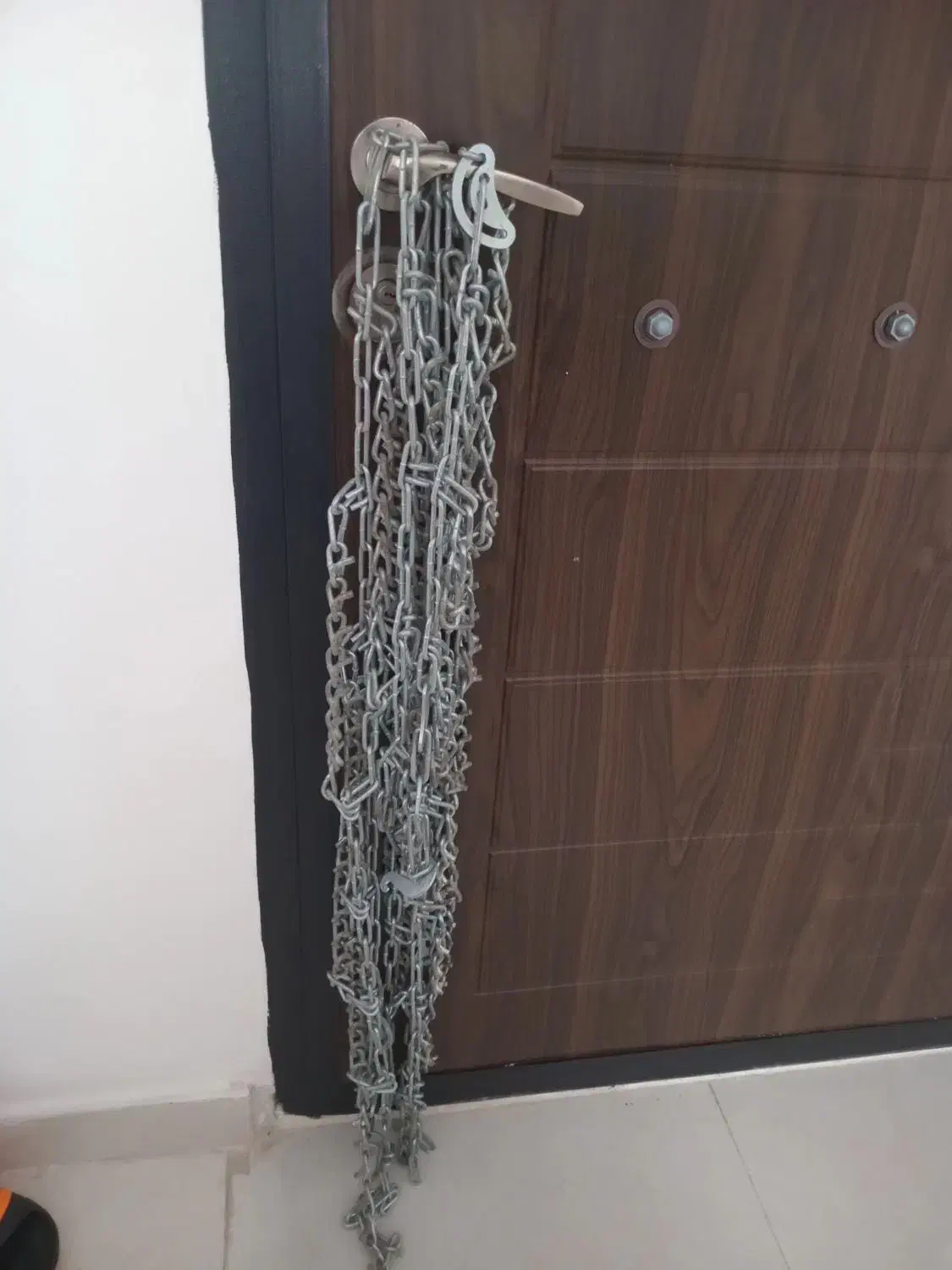 زنجیر چرخ سمند|قطعات یدکی و لوازم جانبی|رشت, استقامت ۲|دیوار