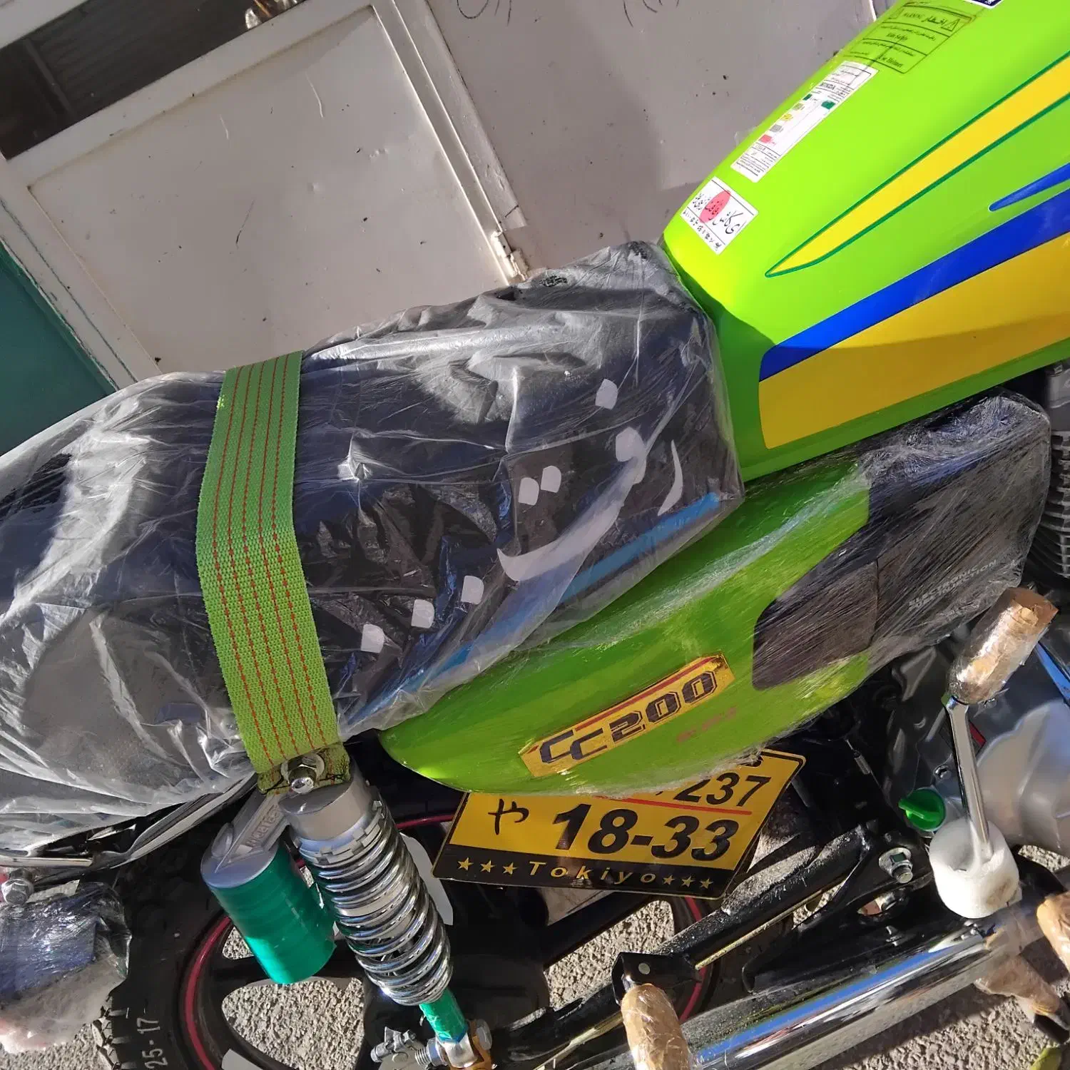 مدل 401 سالم|موتورسیکلت|تویسرکان, |دیوار