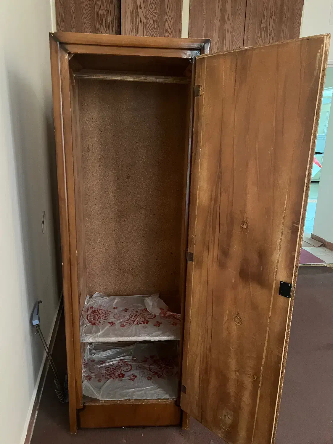 کمد لباسی تمیز ومرتب|جاکفشی، کمد، دراور|صدرا-فارس, فاز ۱|دیوار