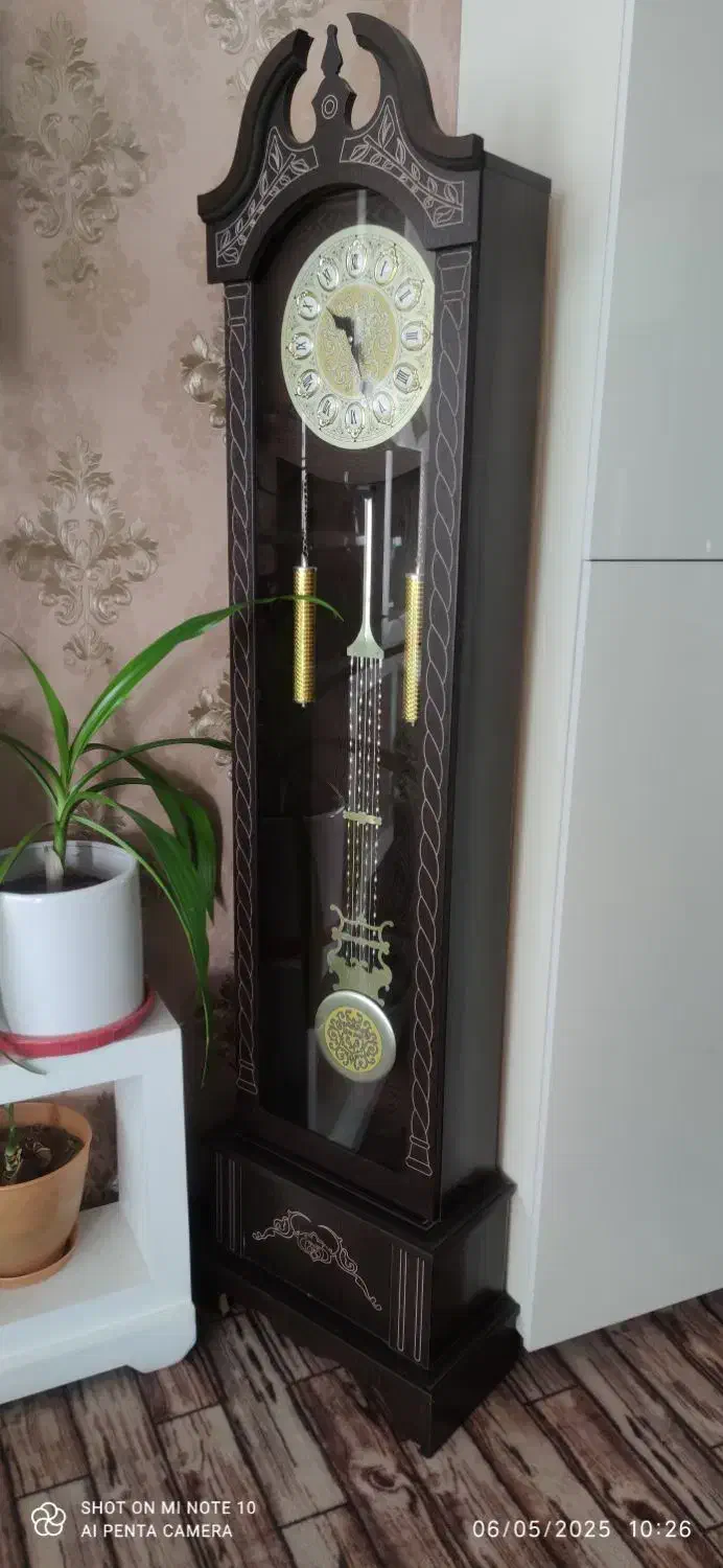 ساعت ایستاده|ساعت دیواری و تزئینی|شاهین‌شهر, امام حسین|دیوار