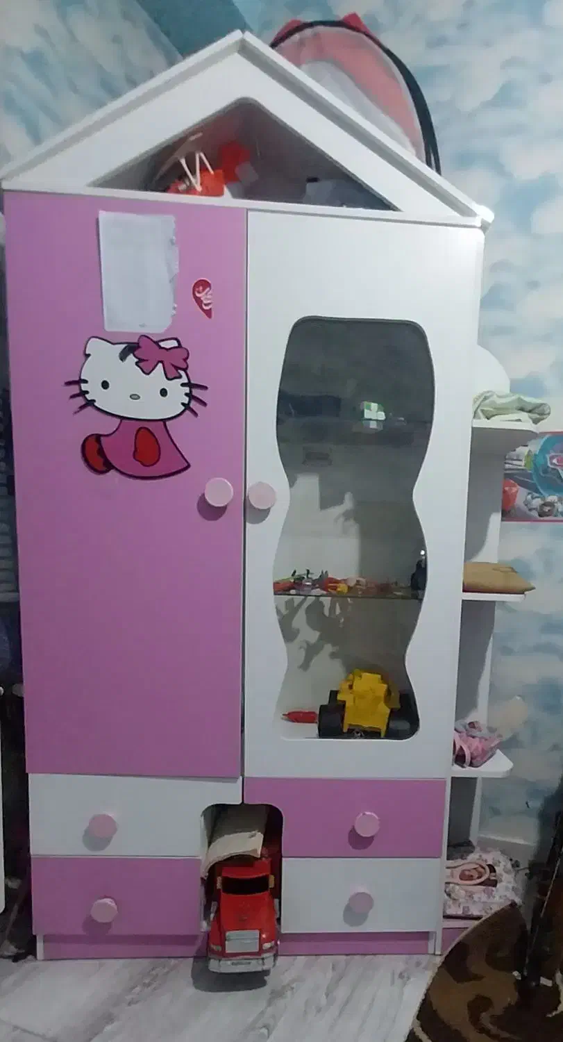 فروش تخت و کمد بچه|اسباب و اثاث بچه|رباطکریم, رباطکریم|دیوار