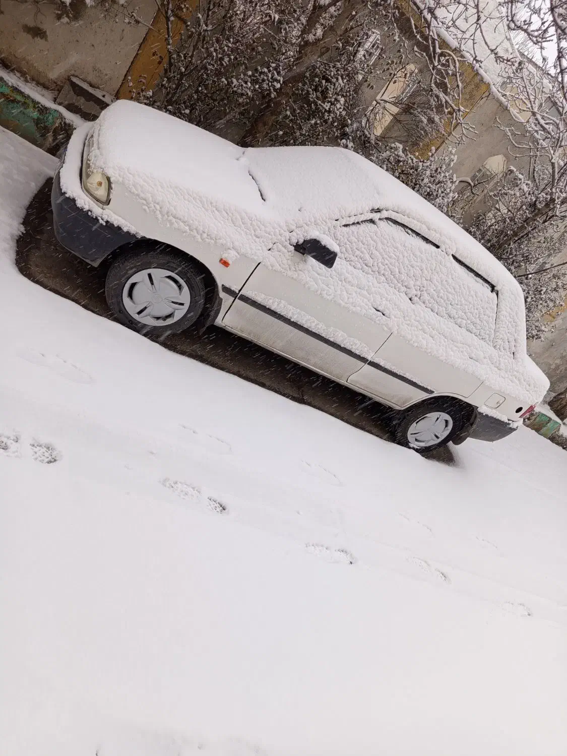 پراید ۸۲|خودرو سواری و وانت|کرمانشاه, |دیوار