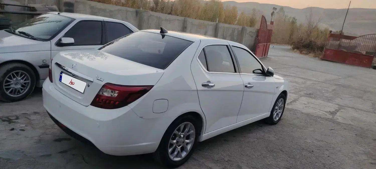 دنا پلاس 1401|خودرو سواری و وانت|سنندج, |دیوار