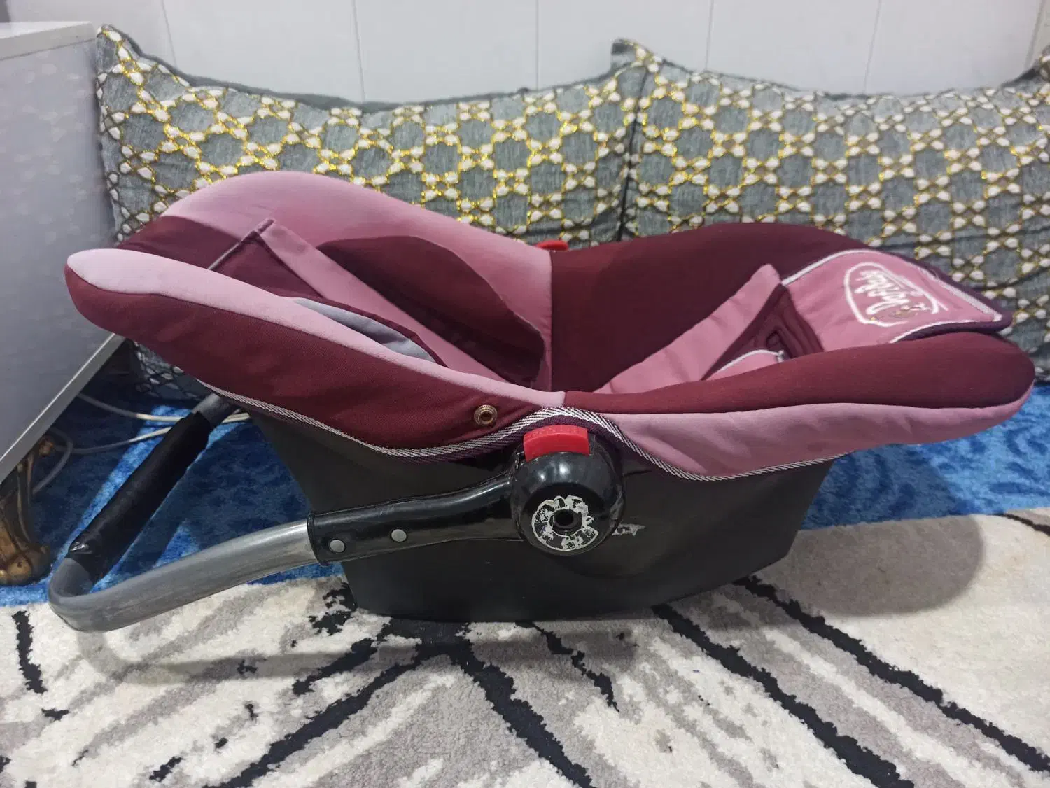 کریر کودک|کالسکه و لوازم جانبی|چمران, |دیوار