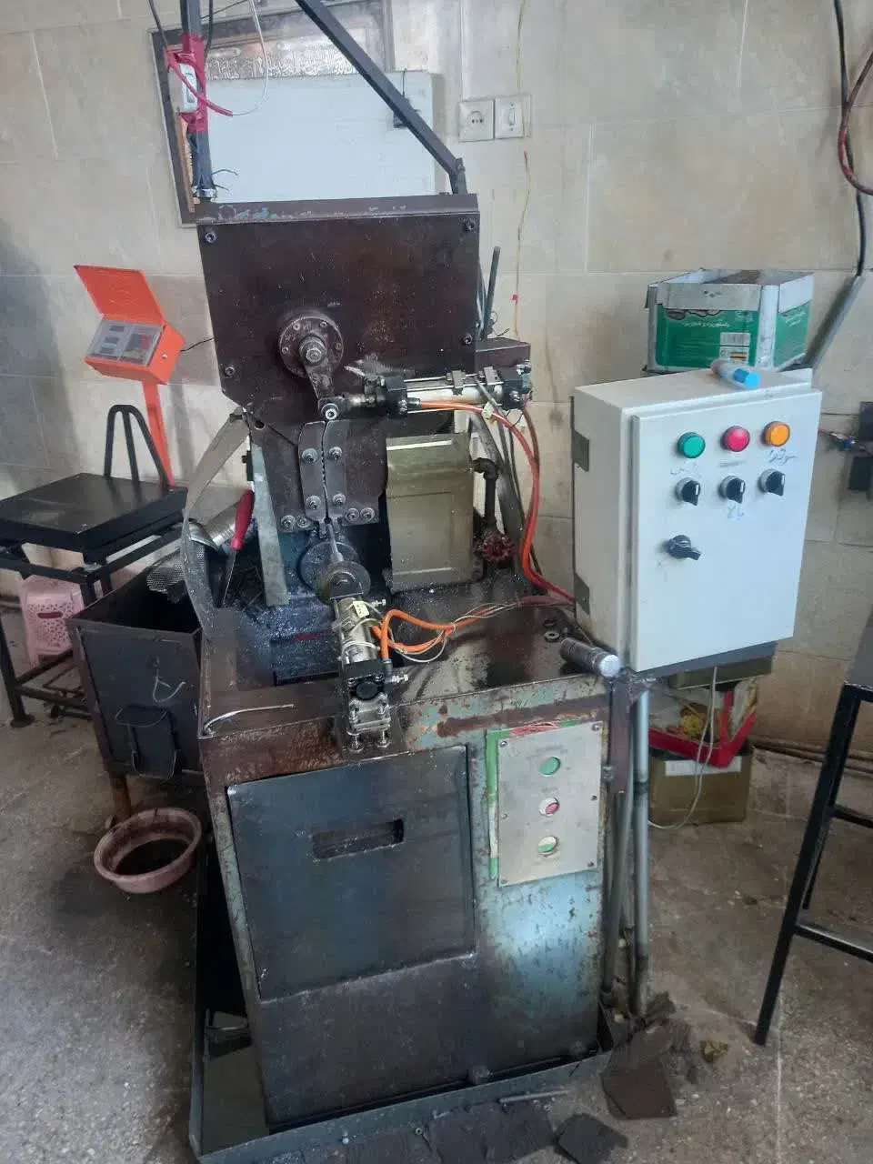 دستگاه تولید مهره و تمامی تجهیزات کارگاهی|ماشینآلات صنعتی|تفت, |دیوار