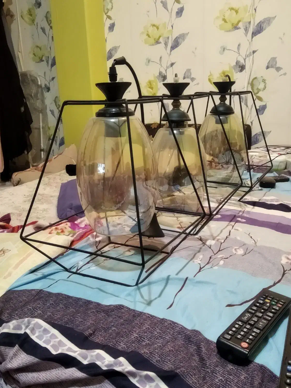 آویزچراغ،۳عددهمشکل|لوستر و چراغ آویز|اهواز, زندوکیلی|دیوار