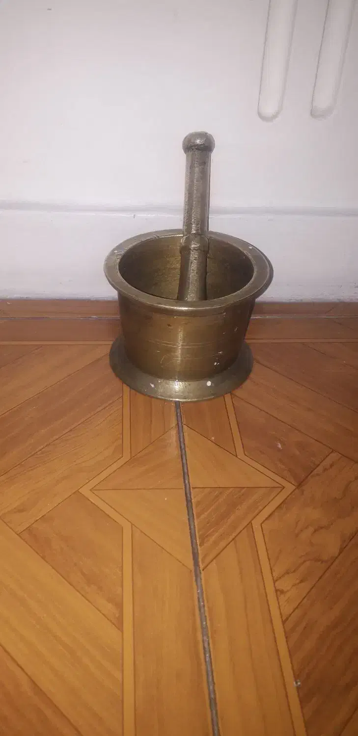 هاونگ قدیمی|کلکسیون اشیاء عتیقه|تهران, چیتگر شمالی|دیوار