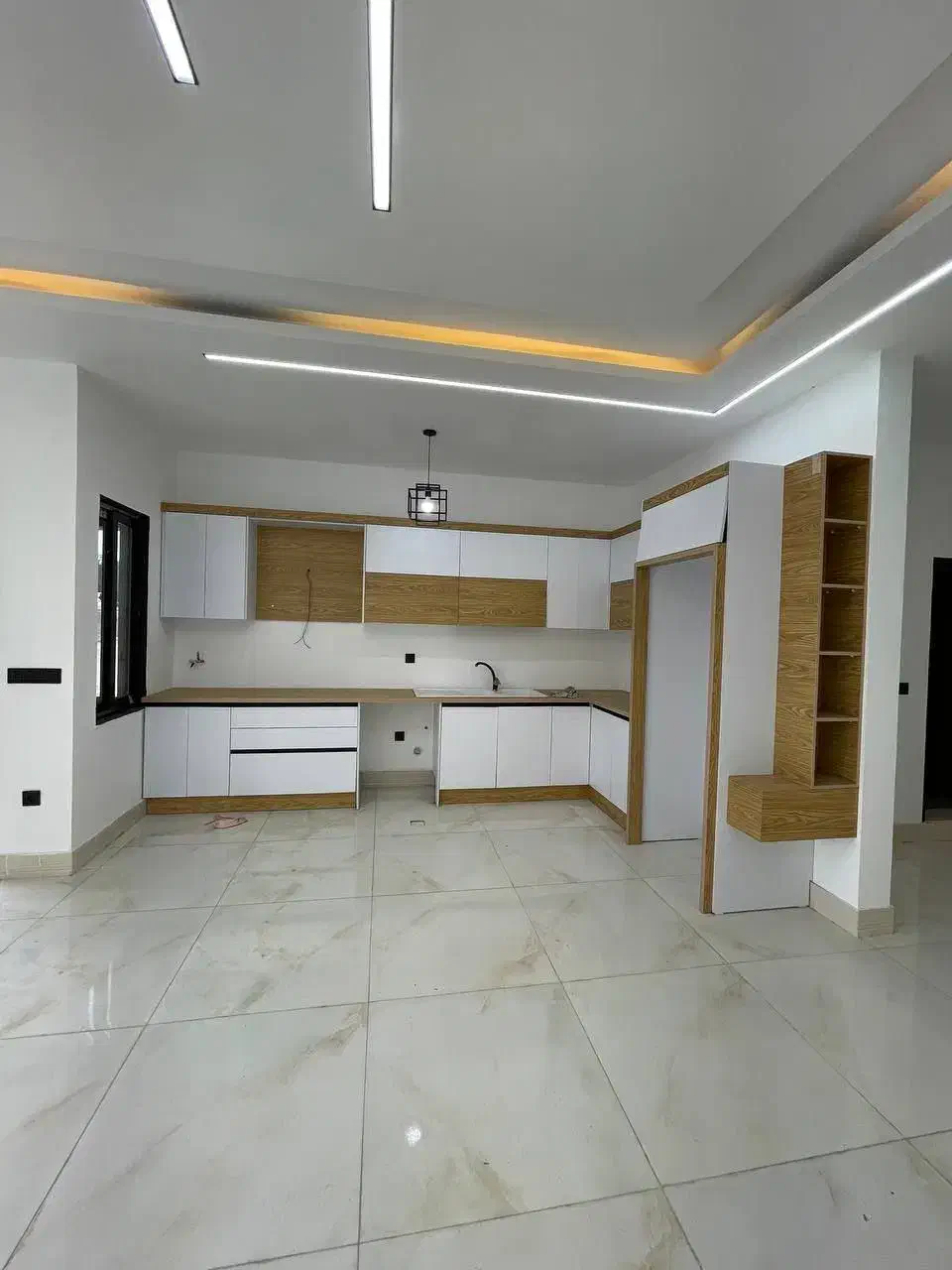 ویلایی محصور/کلید نخورده|فروش خانه و ویلا|رویان, |دیوار