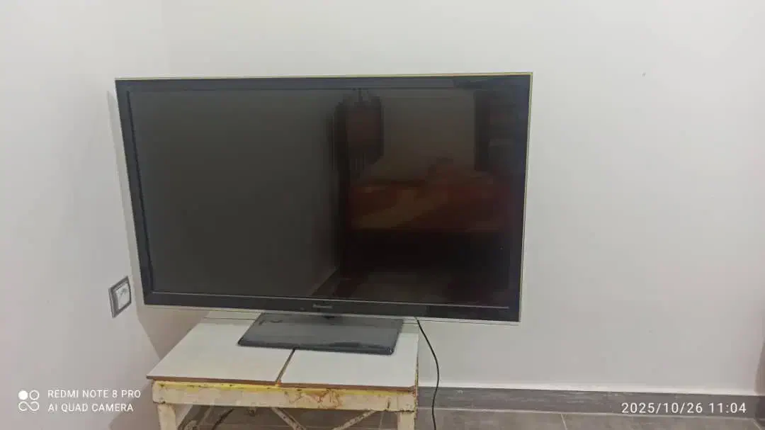 تلویزیون در حد نو TV|تلویزیون و پروژکتور|شیراز, دروازه قران|دیوار