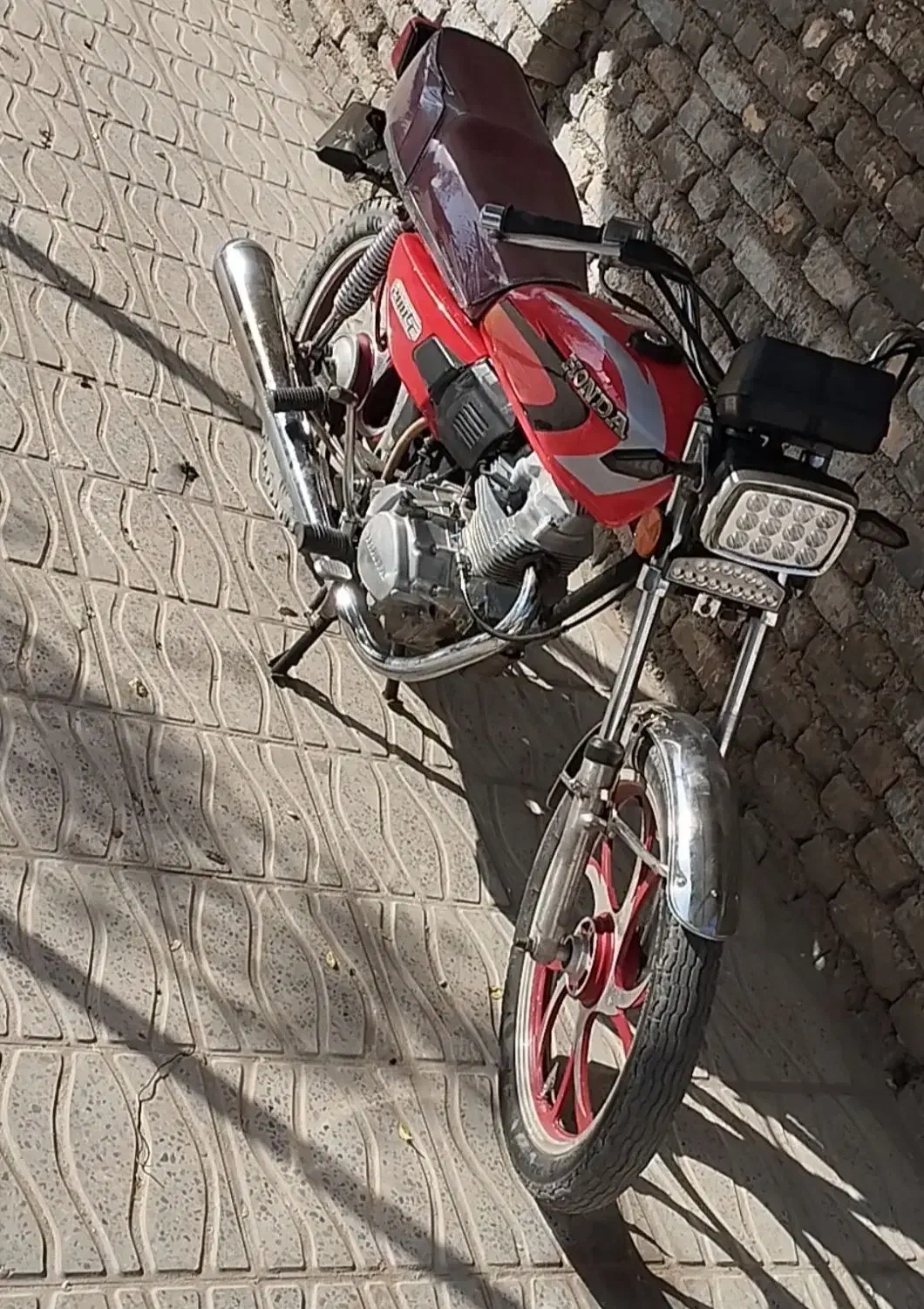 موتور ایرانا مدل ۸۵ پلاک ملی با یک سال بیمه|موتورسیکلت|بیرجند, |دیوار