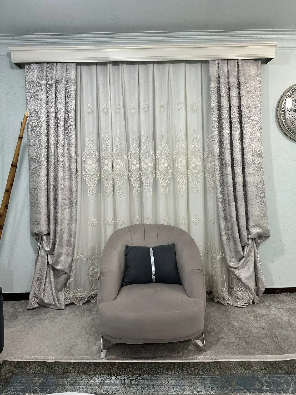 پرده پذیرایی به همراه کتیبه و چوب پرده|پرده، رانر، رومیزی|بندر ماهشهر, |دیوار