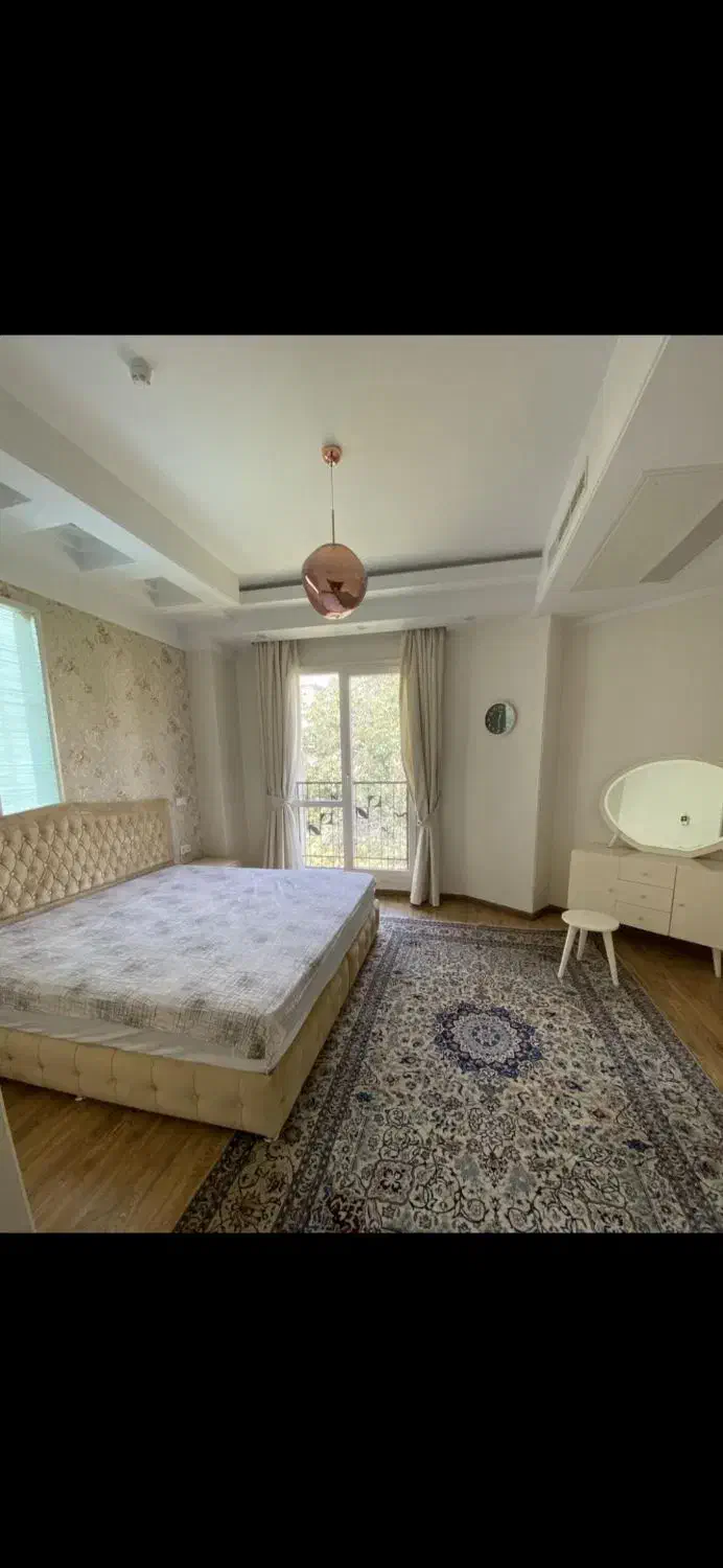 150 مترسعادت آباد/3 خواب / زیر قیمت منطقه