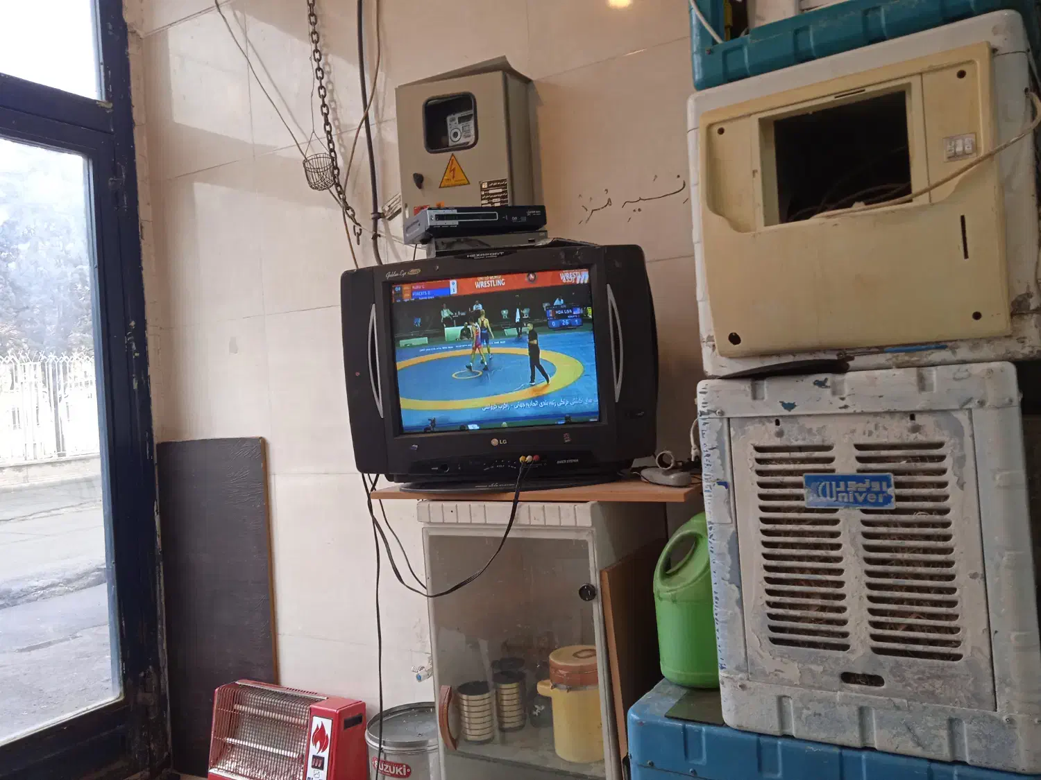 تلویزیون ۲۱ اینچ ال جی|تلویزیون و پروژکتور|ماهدشت, |دیوار