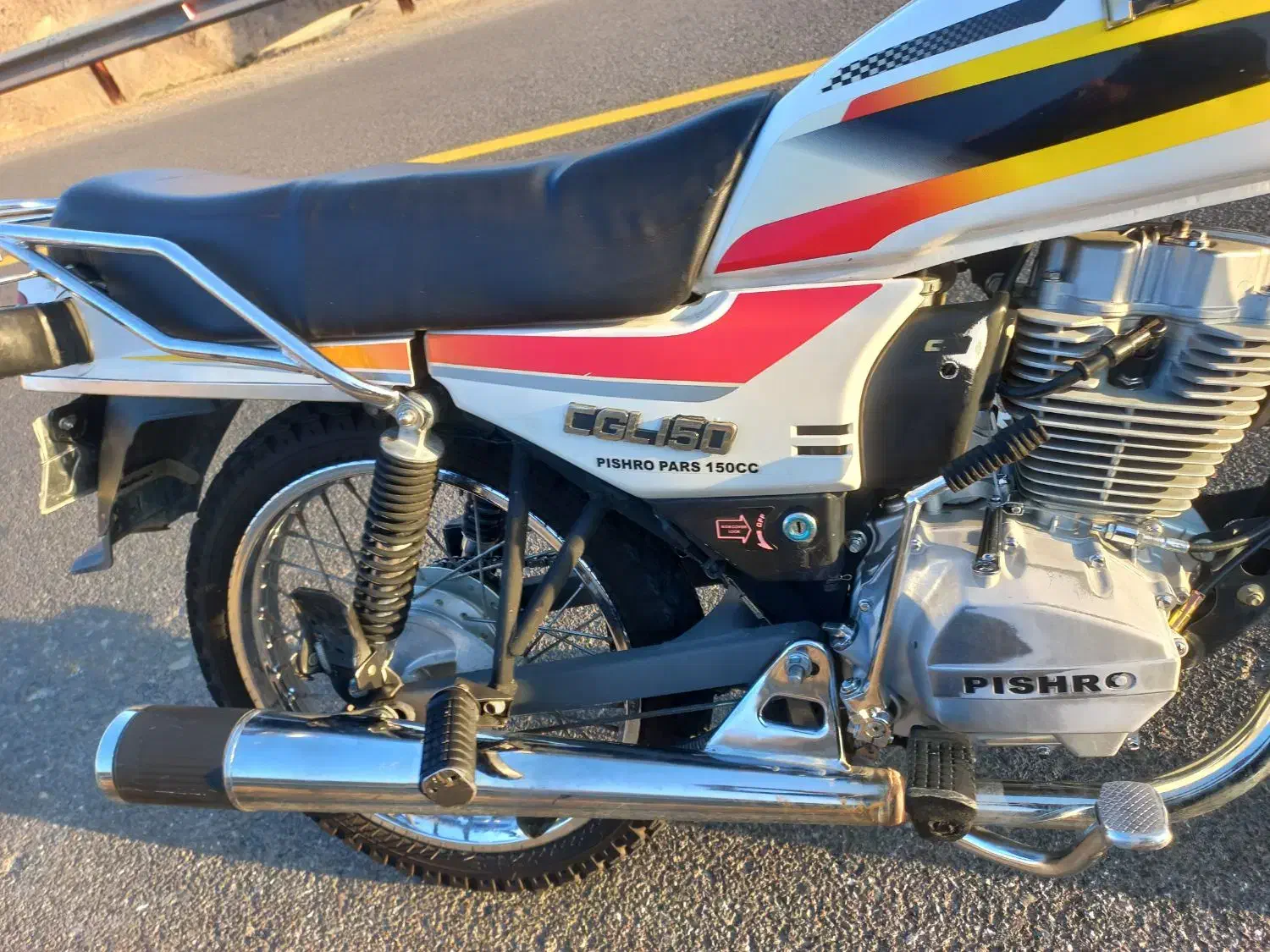 موتور سیکلت تروتمیز در حد صفر|موتورسیکلت|موچش, |دیوار