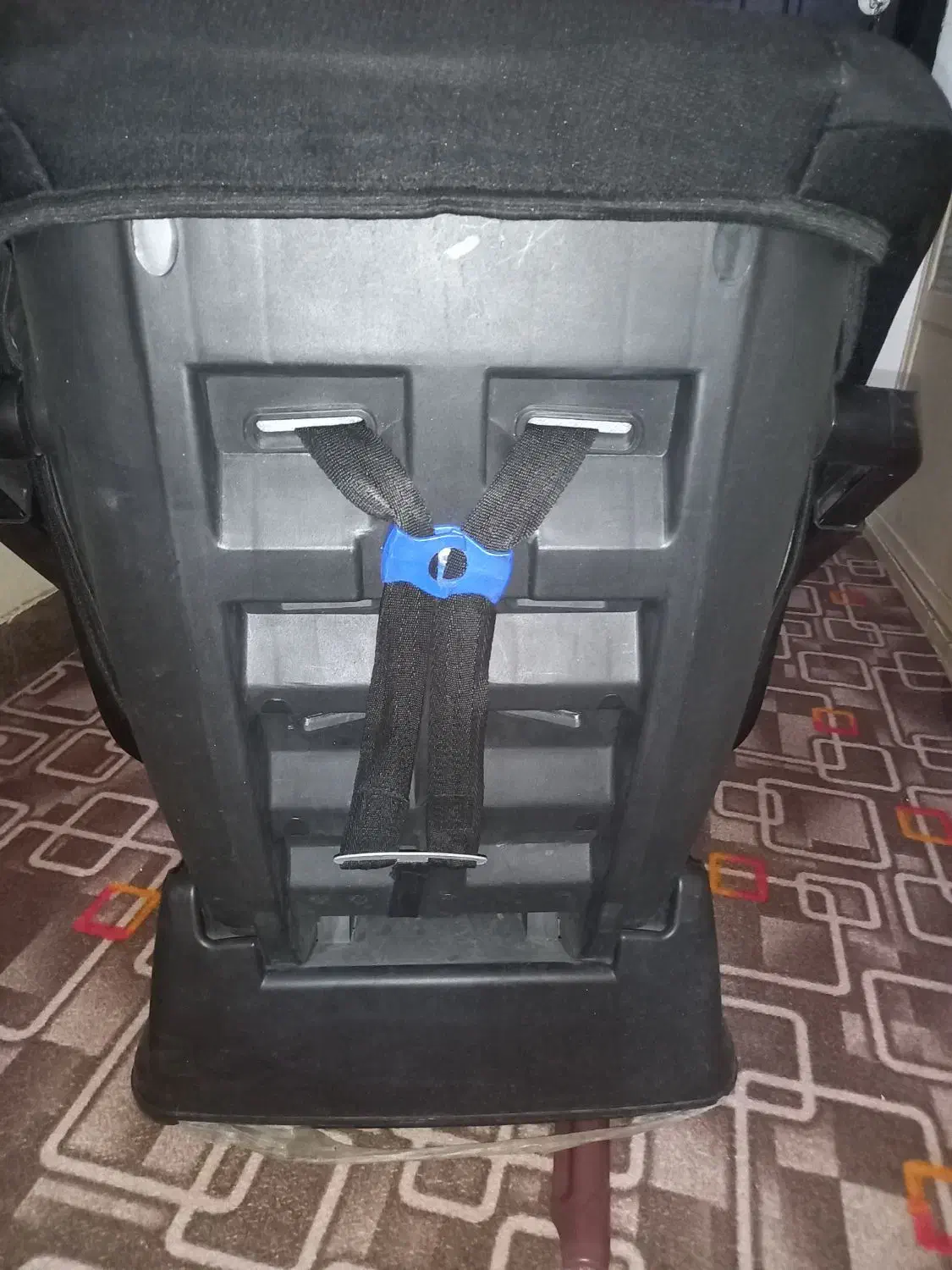 صندلی ماشین کودک|تخت و صندلی بچه|کرمان, |دیوار