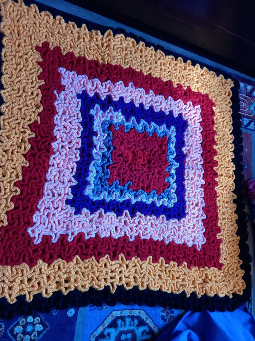 پادری بافت|پادری|لاهیجان, شهرک سلمان فارسی|دیوار