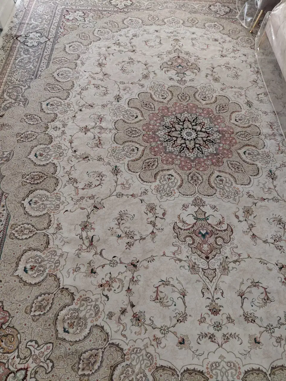 فرش ۱۲ متری در حد نو|فرش|خرم‌آباد, |دیوار