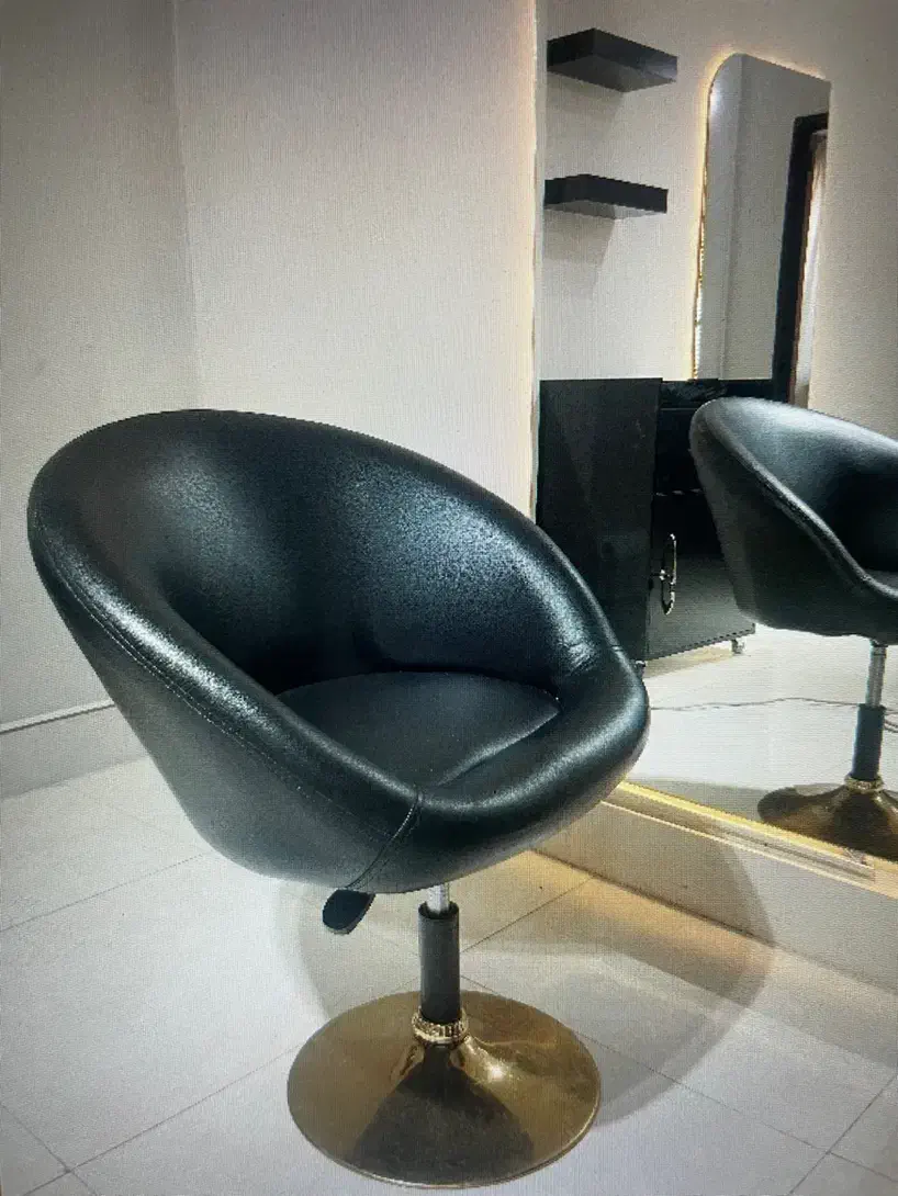 فروش آینه قدی سالنی|آرایشگاه و سالنهای زیبایی|سبزوار, علمدار|دیوار