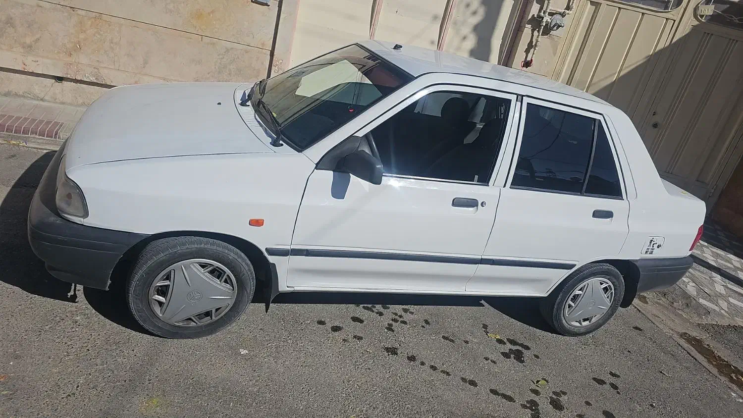 پراید مدل۹۶ بدون رنگ و بسیار تمییز(گیریبکس اتومات)|خودرو سواری و وانت|دهق, |دیوار