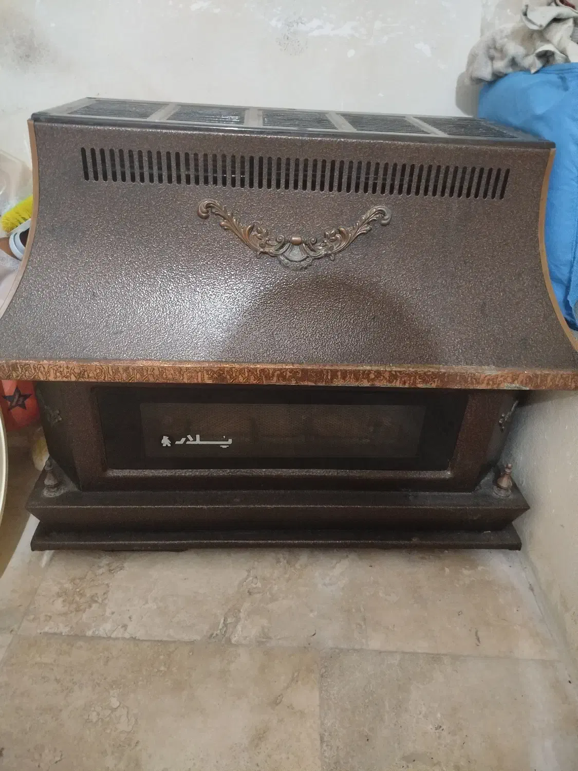 بخاری شومینه ای قهوه تی|بخاری، هیتر، شومینه|آمل, |دیوار