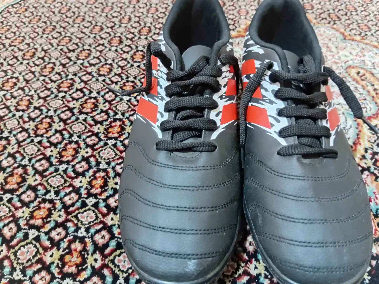 کفش استوک آدیداس فروش فوری|کیف، کفش، کمربند|زنجان, |دیوار