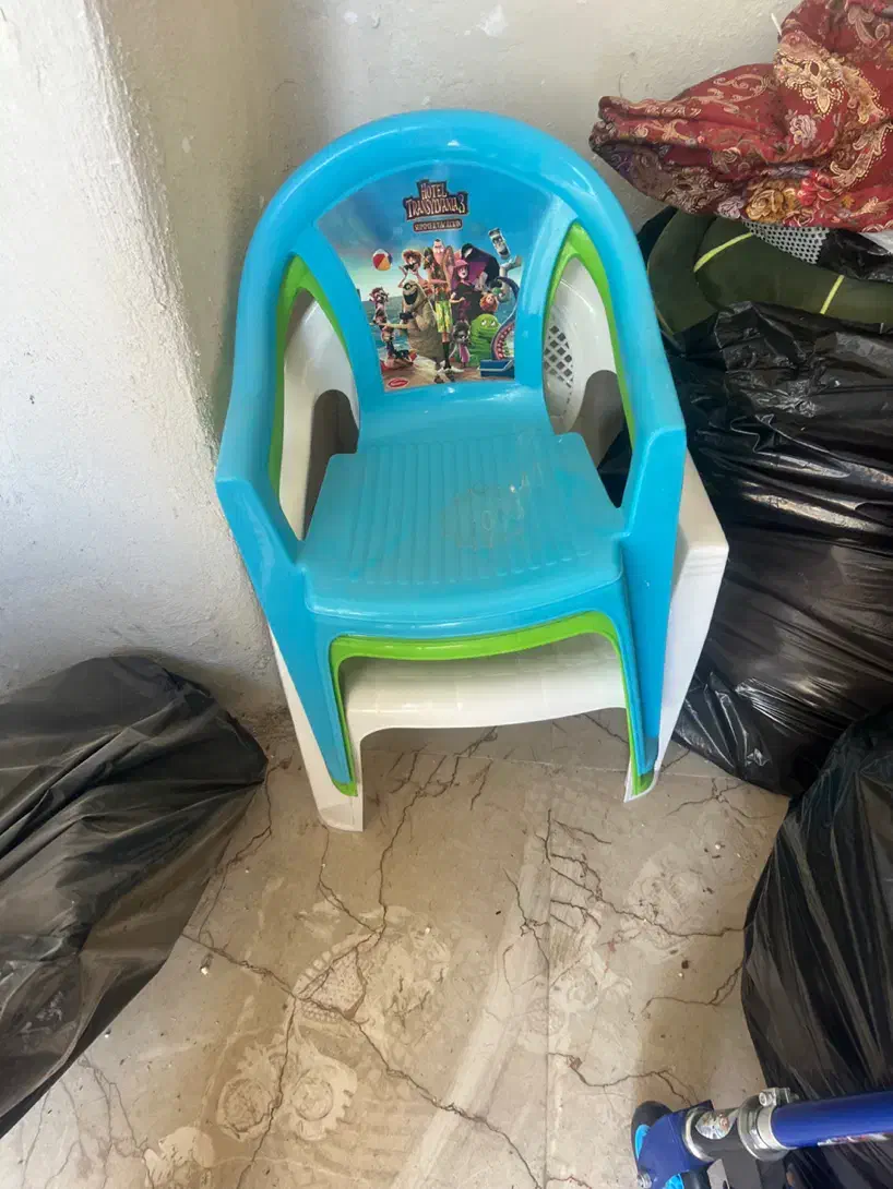 چهار چرخ و صندلی بچه سالم|اسباب و اثاث بچه|اسلام‌شهر, صادقیه|دیوار