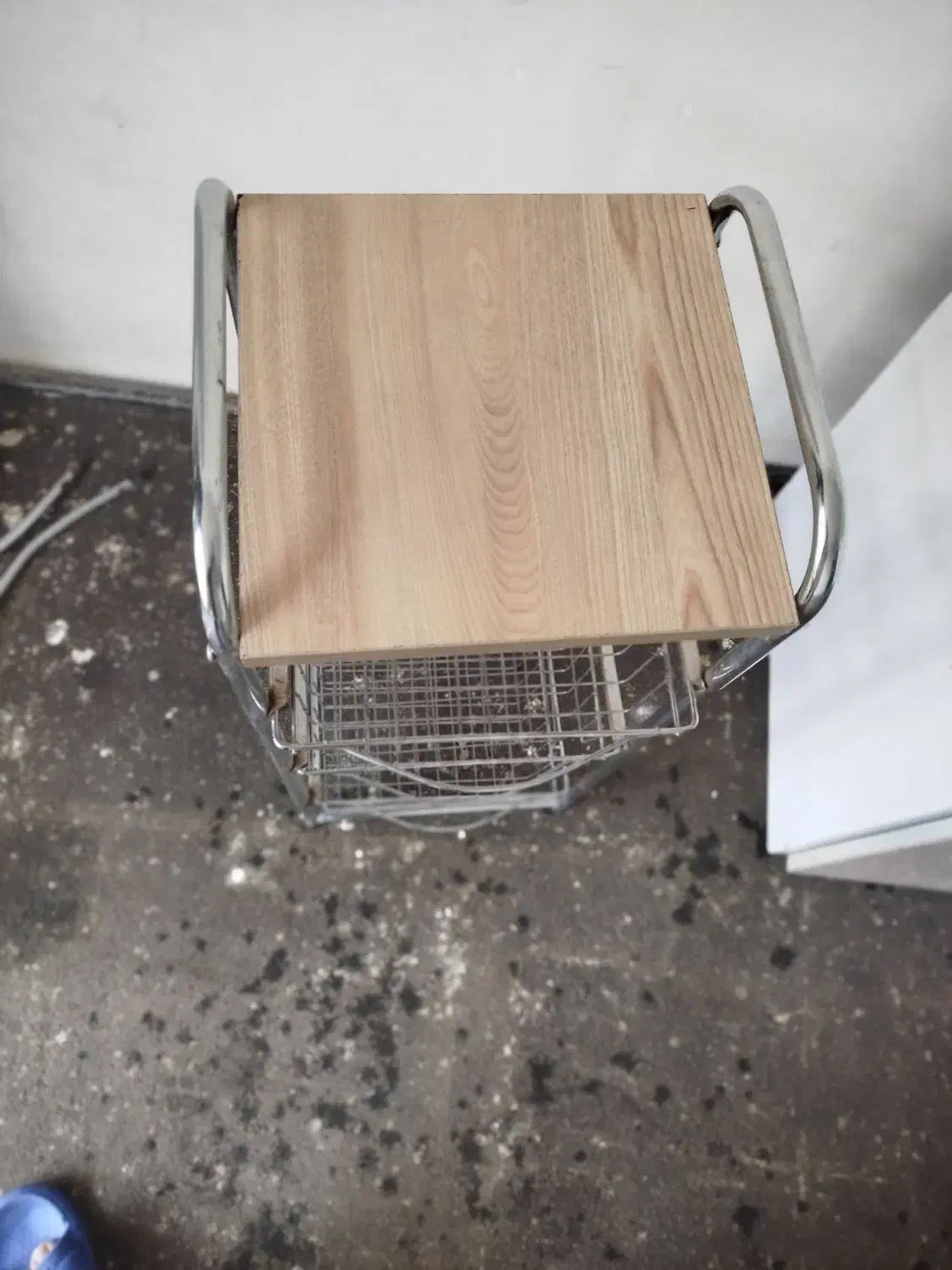 حسن اباد|آبچکان و نظمدهنده ظروف|اردبیل, |دیوار