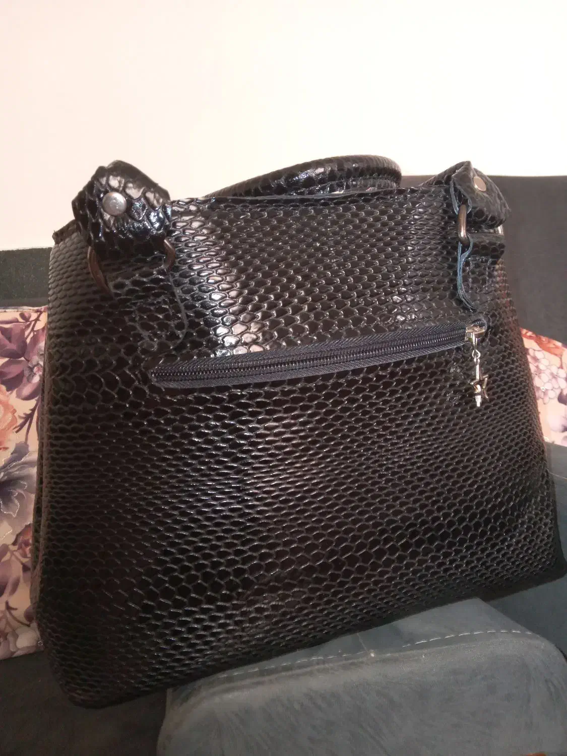 کیف تمام چرم دست دوزوباکیفیت|کیف، کفش، کمربند|گرمسار, |دیوار