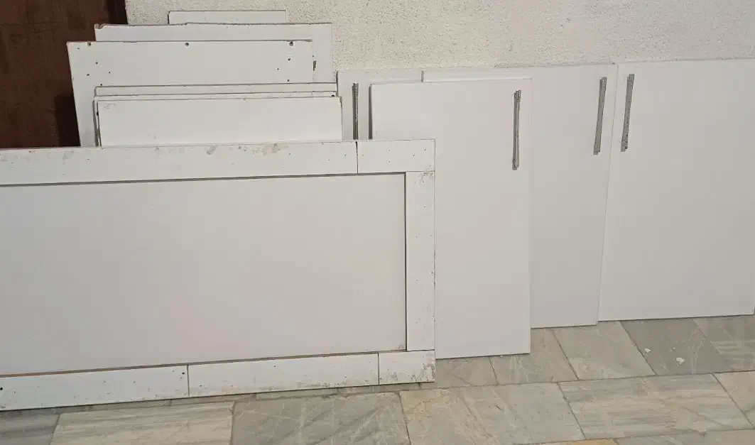 تعدادی درب کابینت ام دی اف|مصالح و تجهیزات ساختمان|بندرعباس, |دیوار