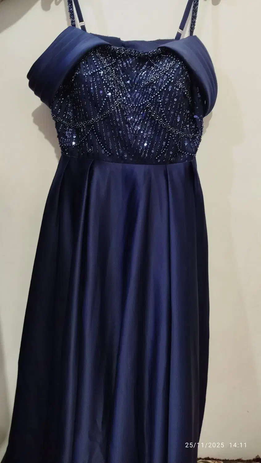 لباس مجلسی|لباس|گتوند, |دیوار